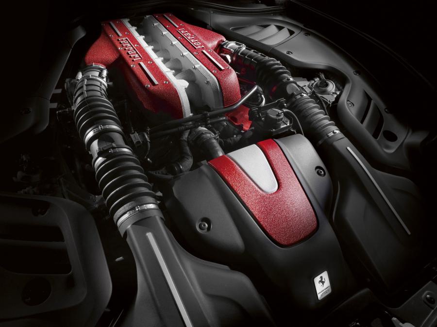  Ferrari FF 2011 года  (фото 11 из 195)